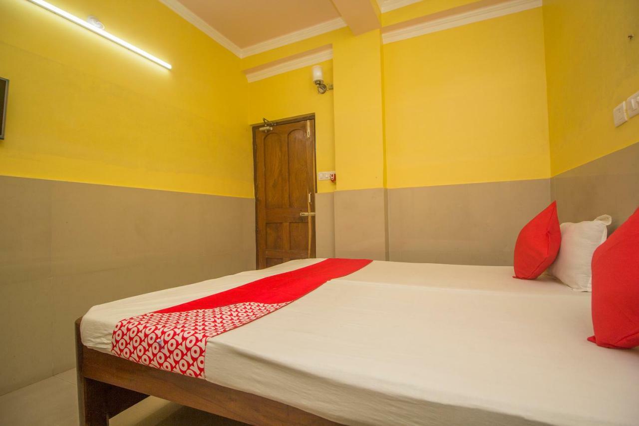 Hôtel Oyo 44995 Royal Park à Māldah Extérieur photo